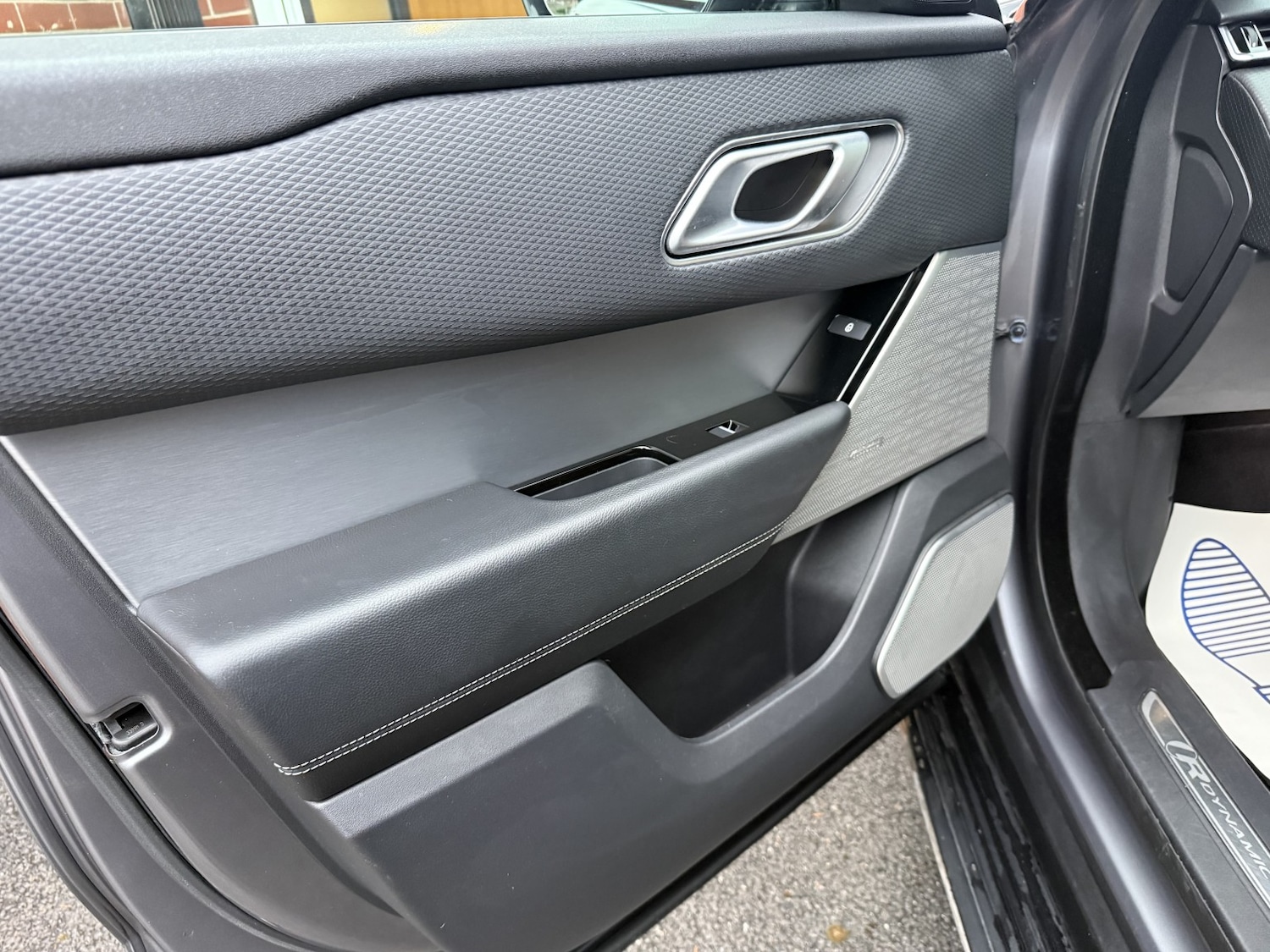 Used Land Rover Range Rover Velar 2020 for sale - 77140654: Photo 28