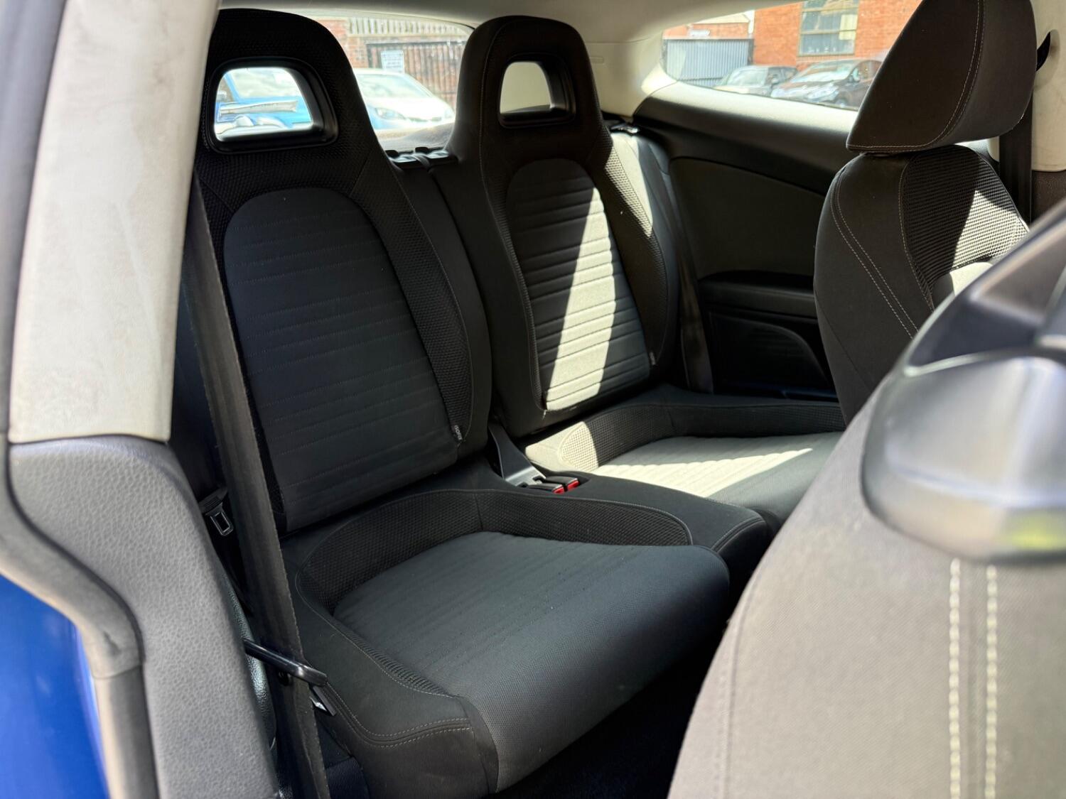 Used Volkswagen Scirocco 2011 for sale - 76794450: Photo 8