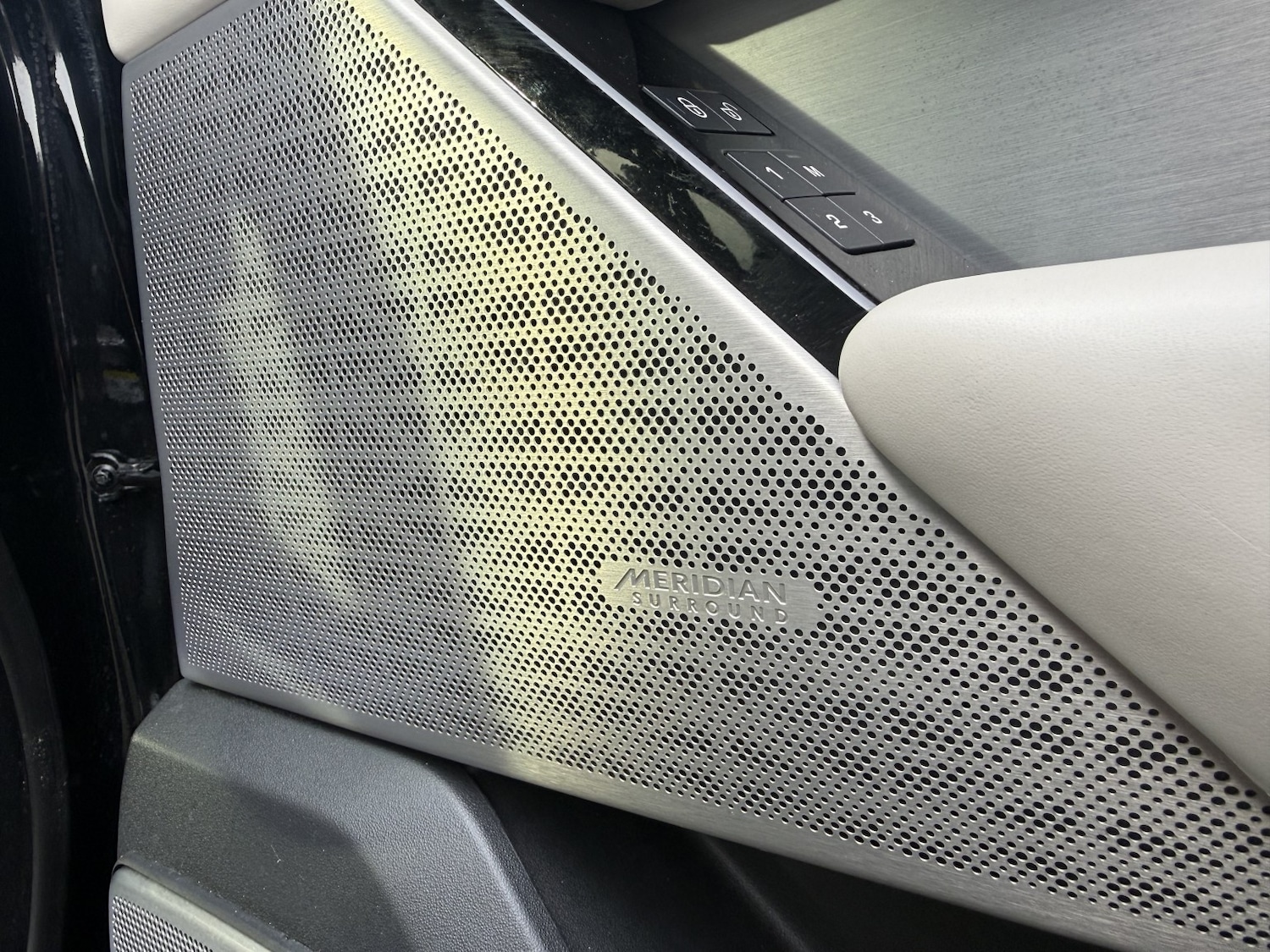 Used Land Rover Range Rover Velar 2018 for sale - 77140731: Photo 15