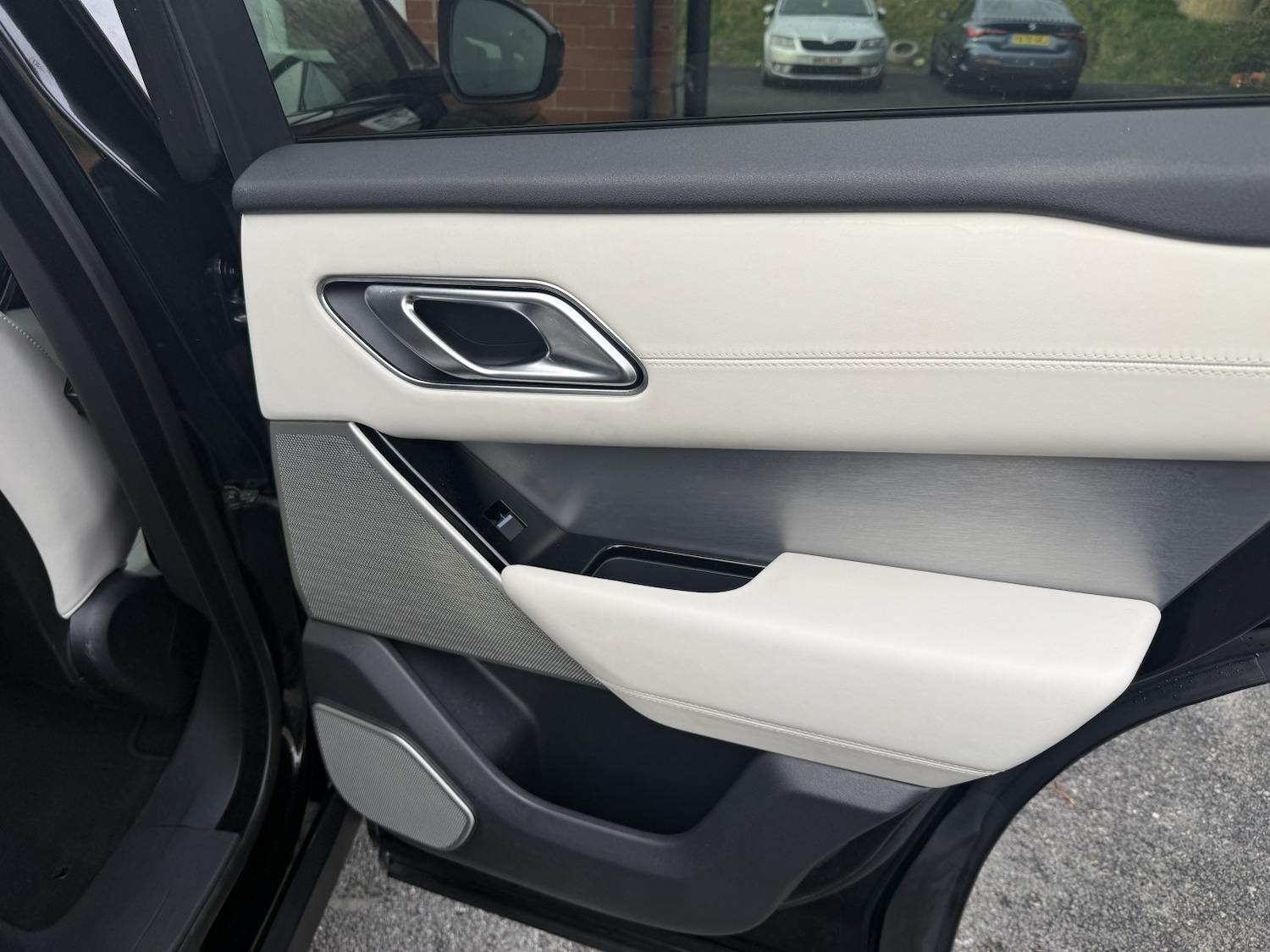 Used Land Rover Range Rover Velar 2018 for sale - 77140731: Photo 19