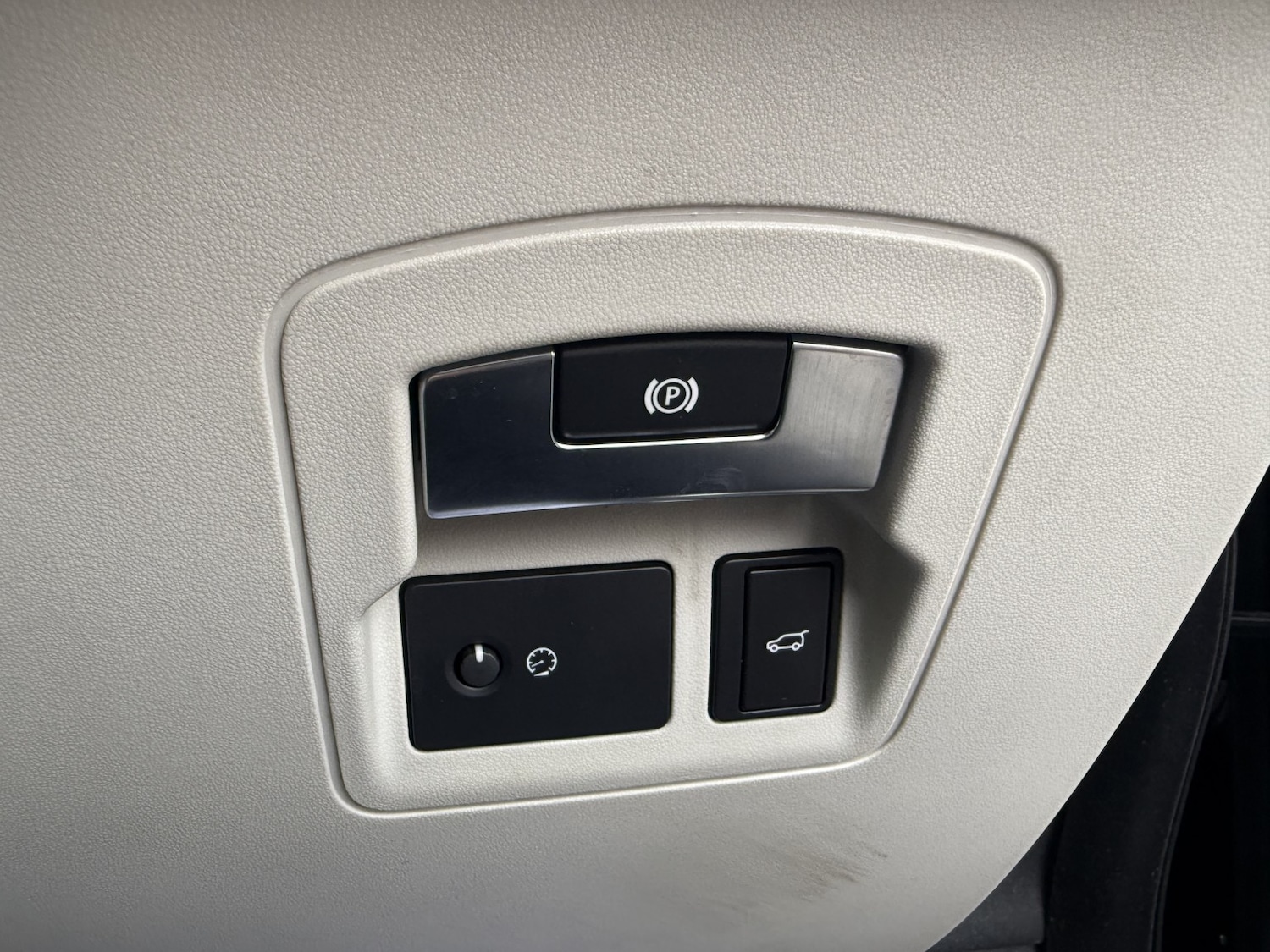 Used Land Rover Range Rover Velar 2018 for sale - 77140731: Photo 40