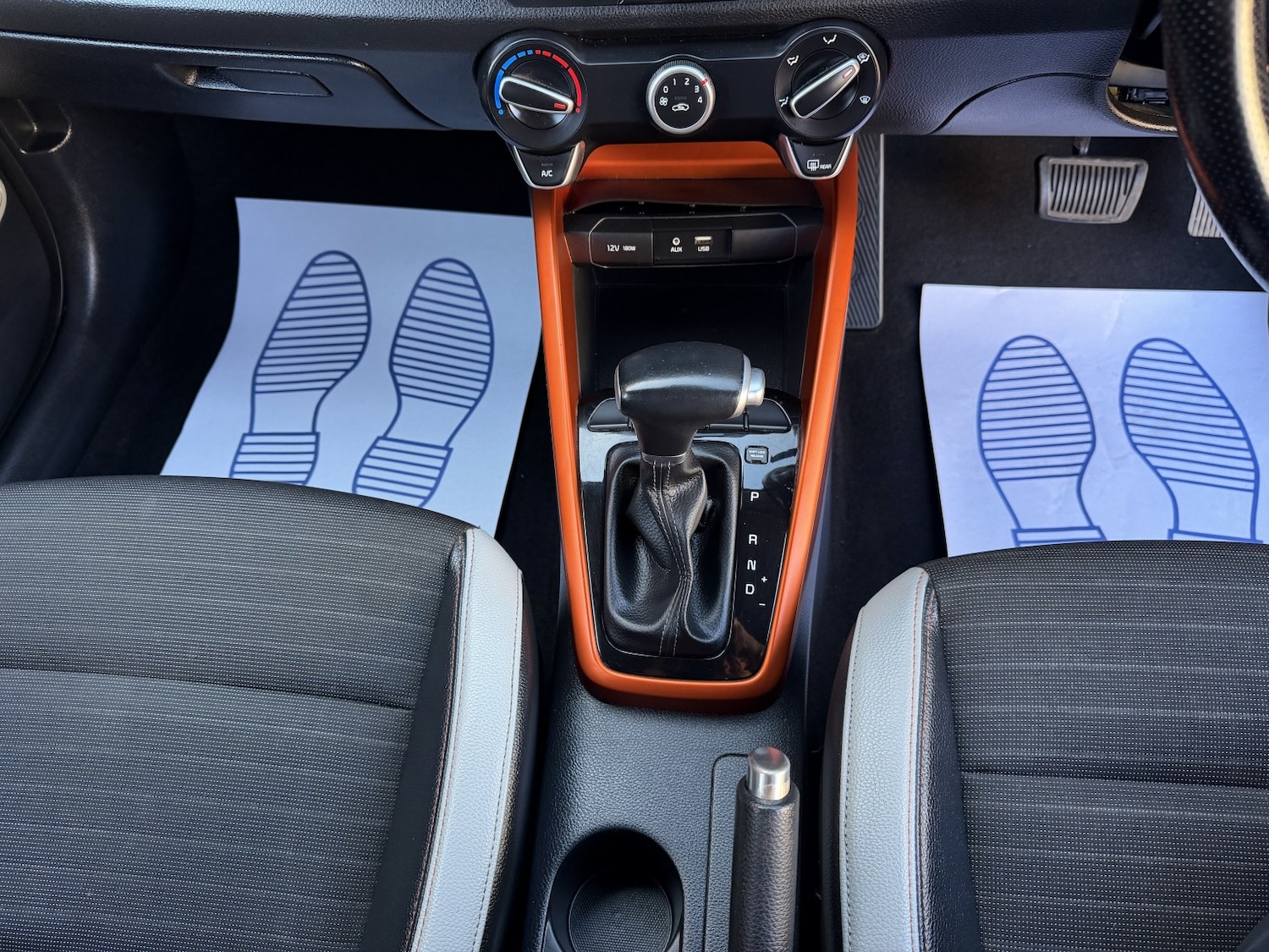 Used Kia Stonic 2019 for sale - 77735777: Photo 24