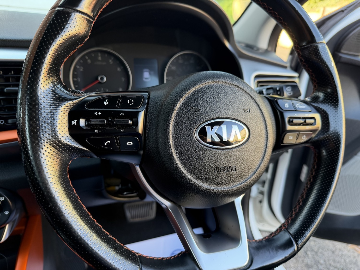 Used Kia Stonic 2019 for sale - 77735777: Photo 27