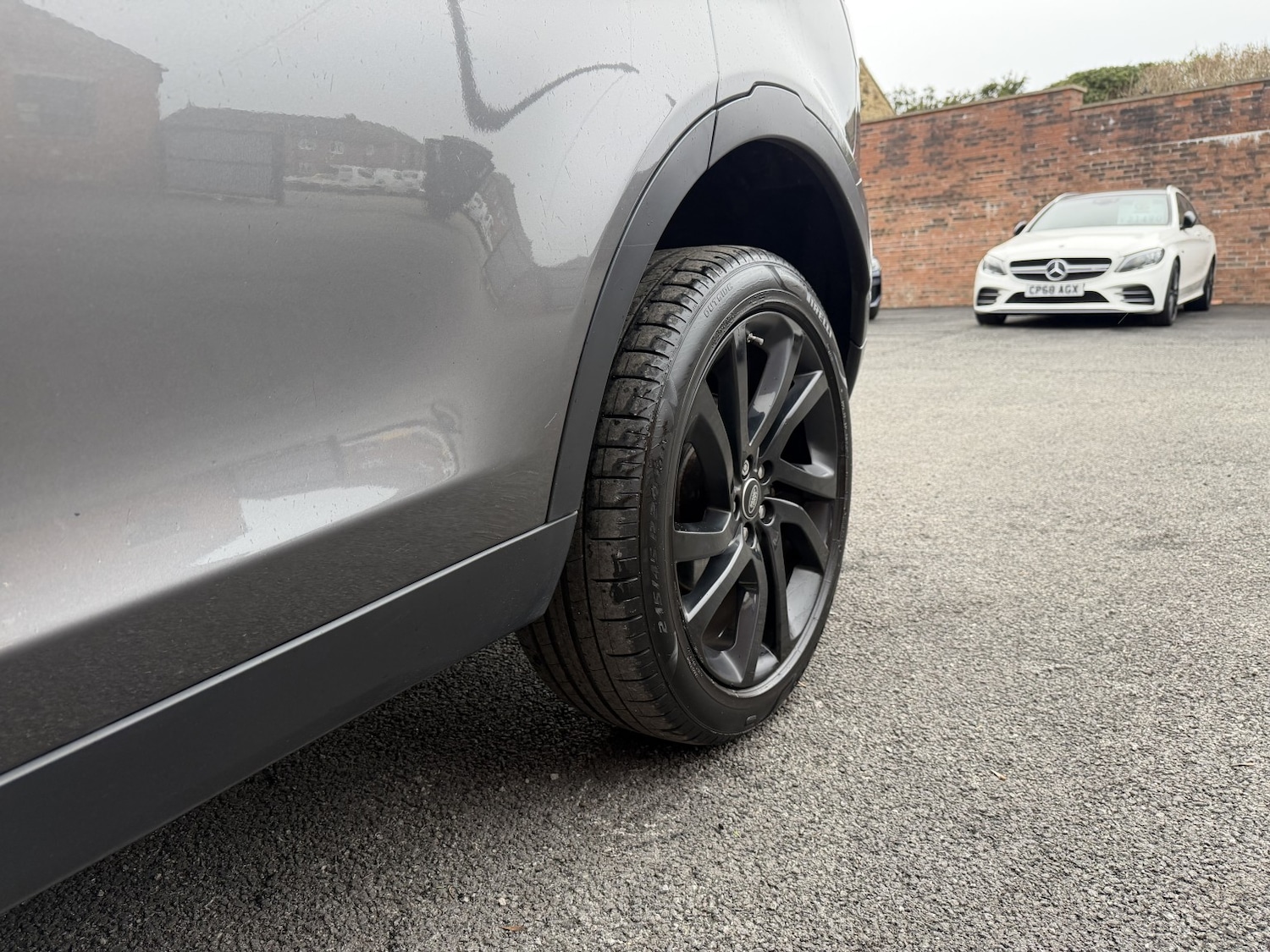 Used Land Rover Discovery Sport 2017 for sale - 77851379: Photo 17