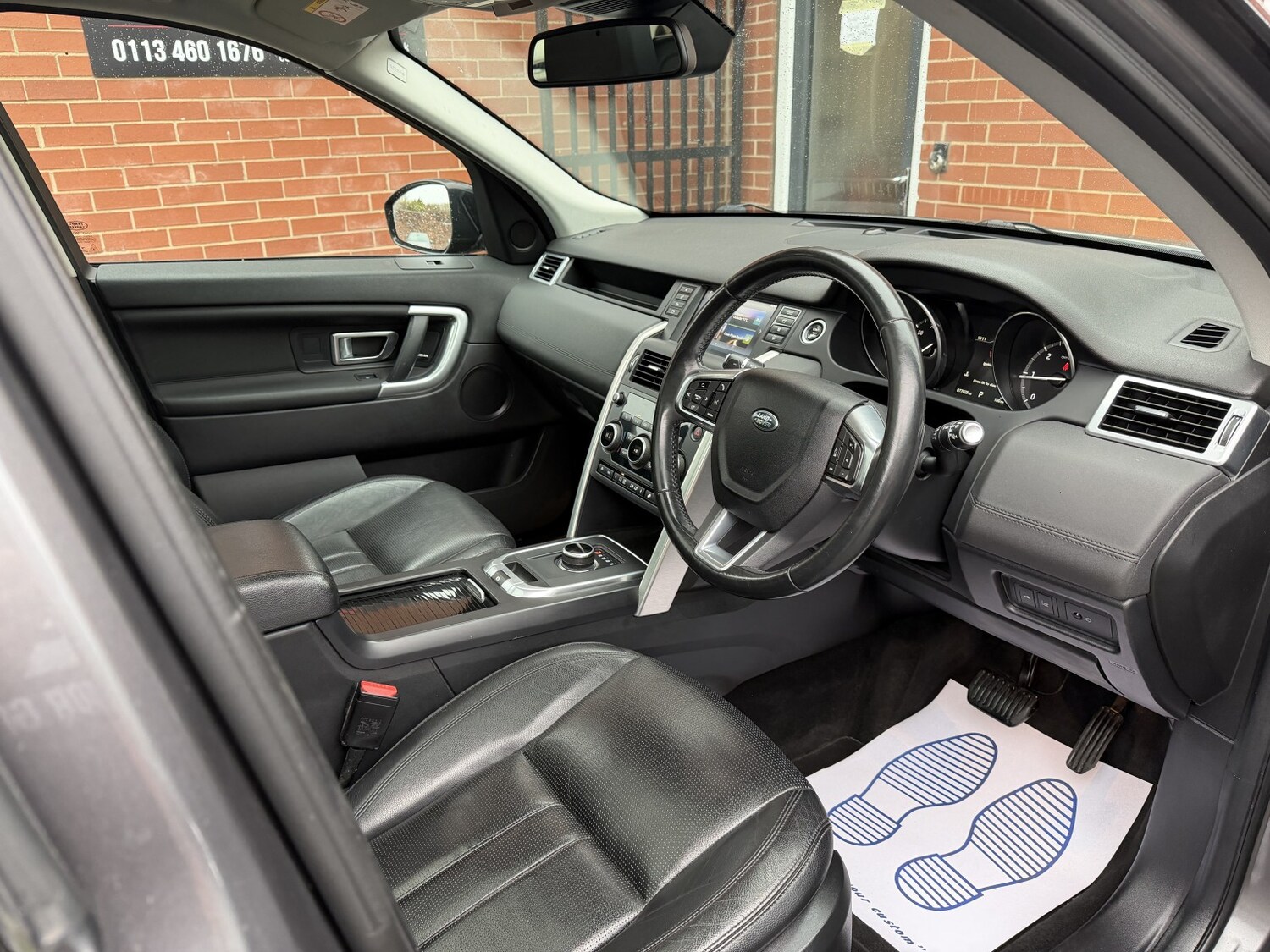 Used Land Rover Discovery Sport 2017 for sale - 77851379: Photo 18