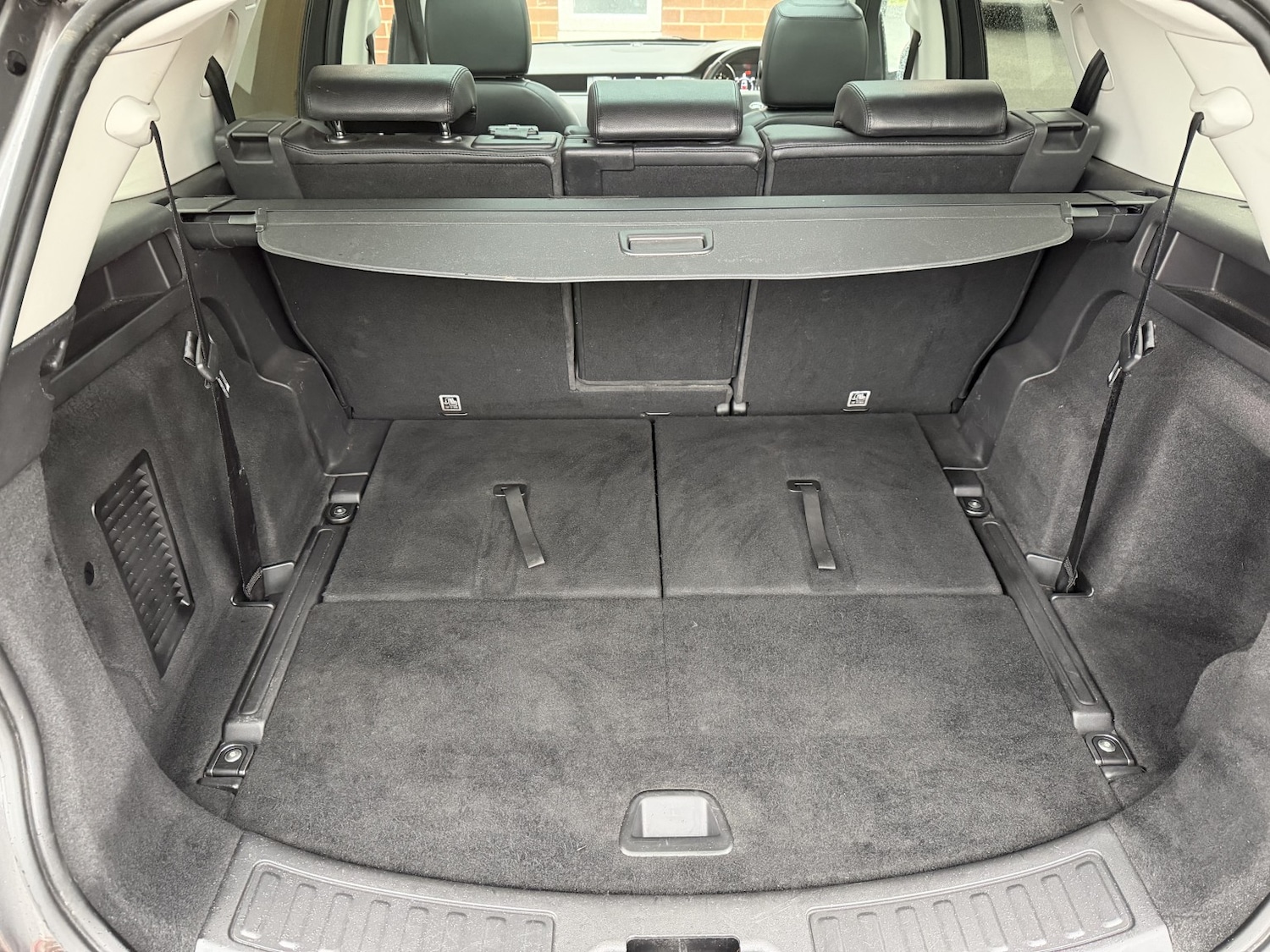 Used Land Rover Discovery Sport 2017 for sale - 77851379: Photo 28