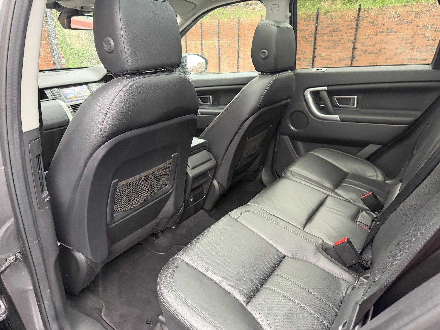 Used Land Rover Discovery Sport 2017 for sale - 77851379: Photo 31