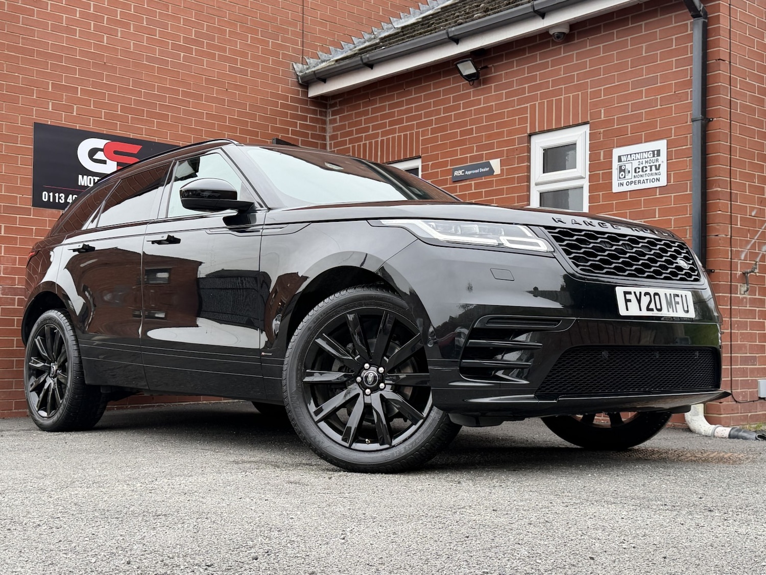 Used Land Rover Range Rover Velar 2020 for sale - 77991738: Photo 2