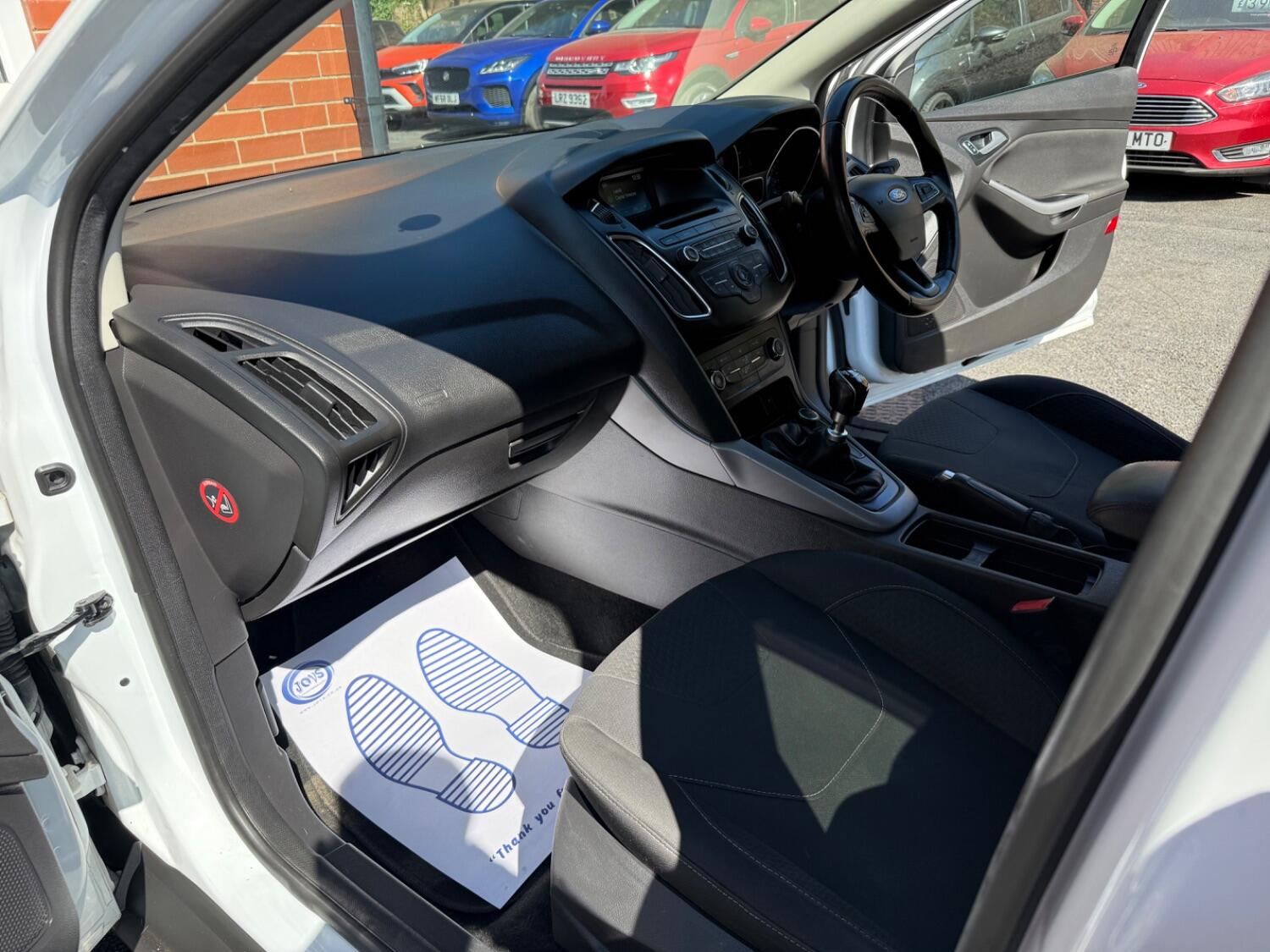 Used Ford Focus 2015 for sale - 76794451: Photo 11