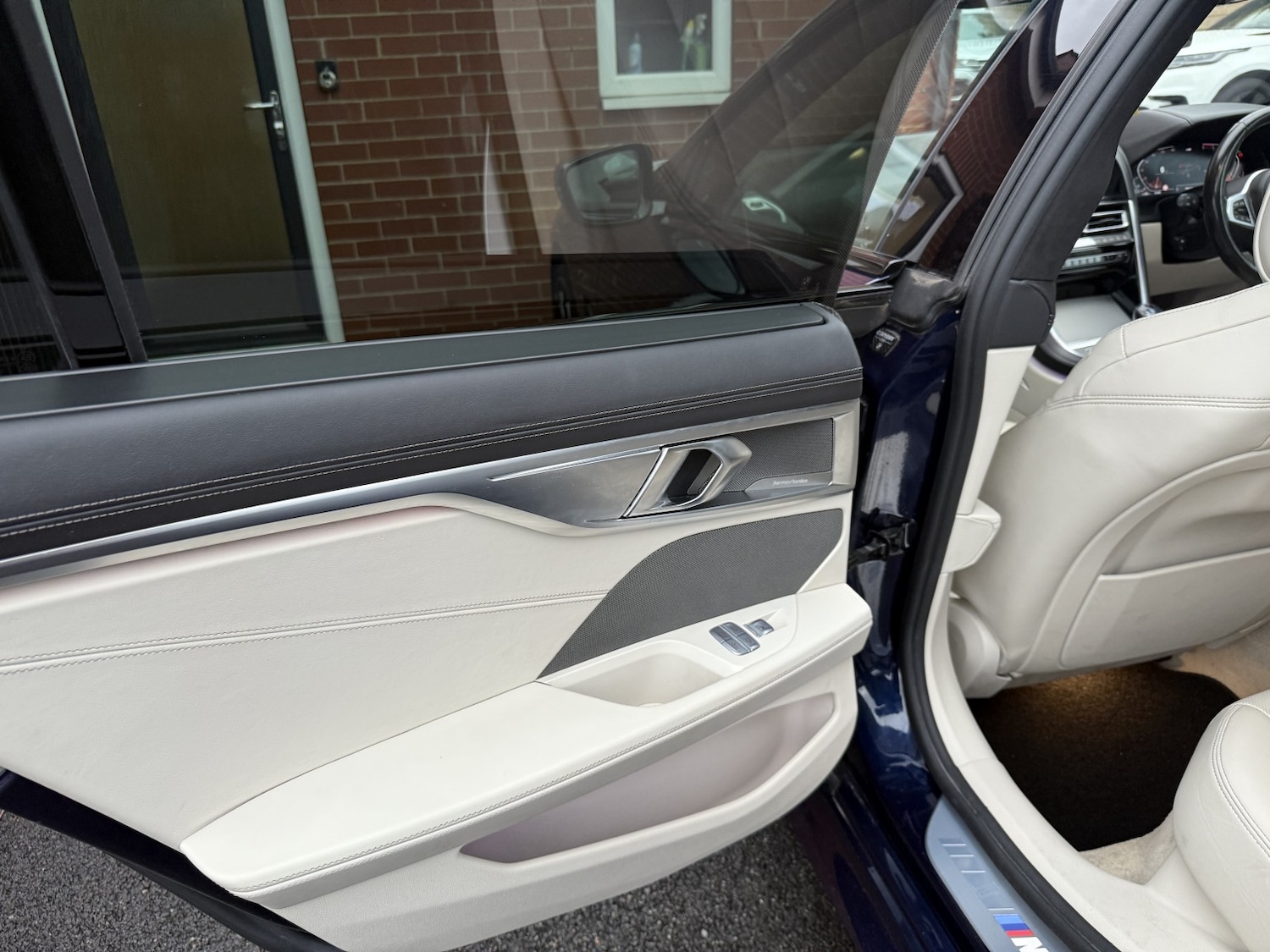 Used BMW 8 Series 2021 for sale - 76547845: Photo 31