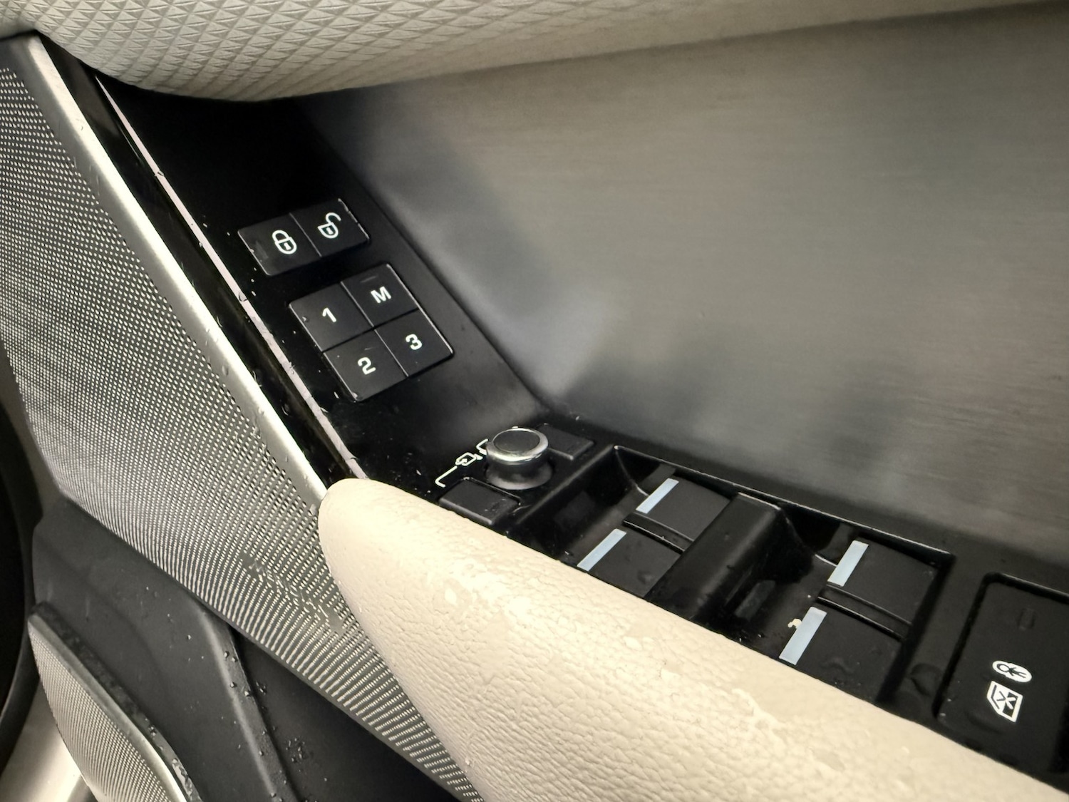 Used Land Rover Range Rover Velar 2018 for sale - 77483680: Photo 16