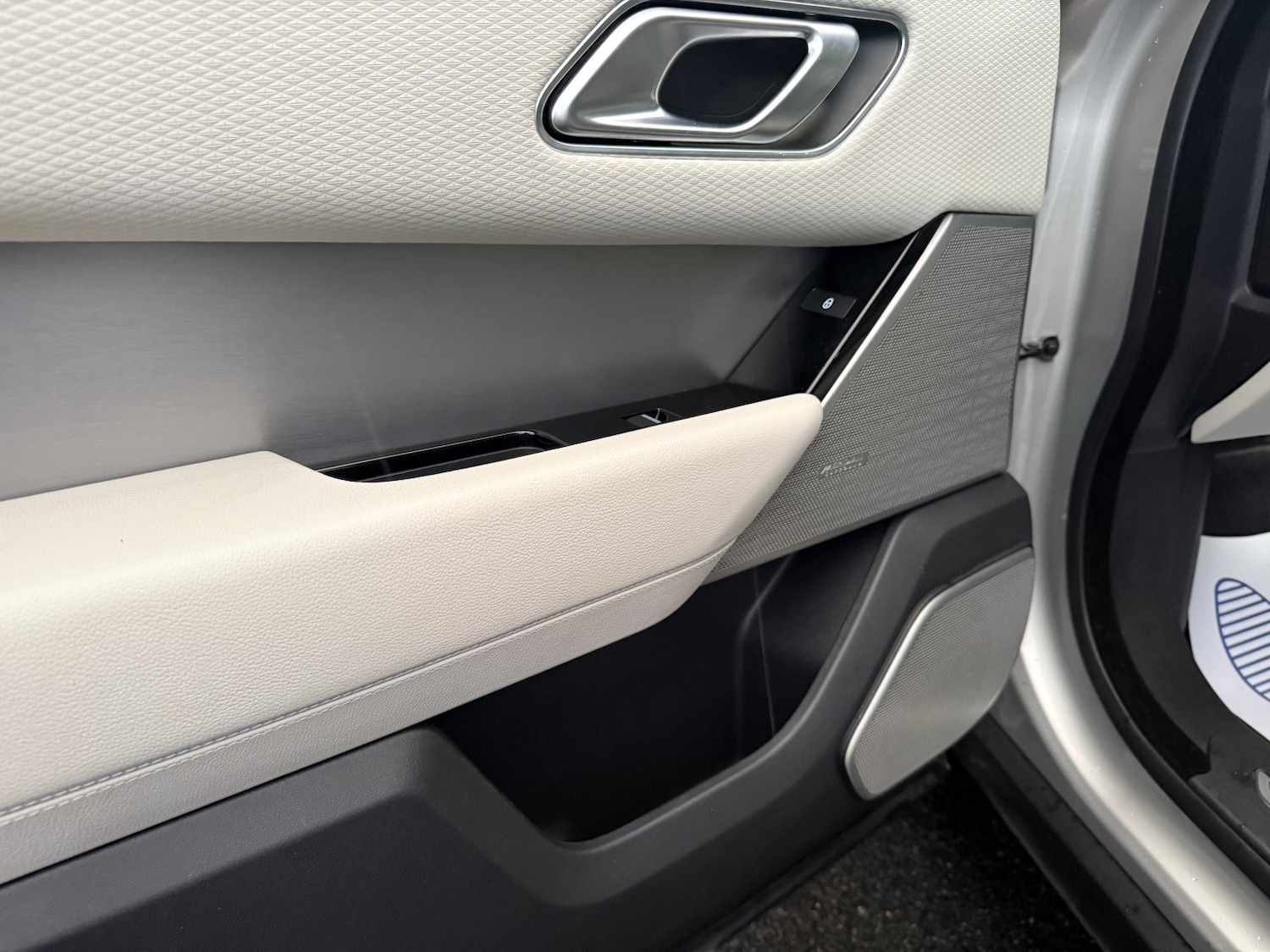 Used Land Rover Range Rover Velar 2018 for sale - 77483680: Photo 31