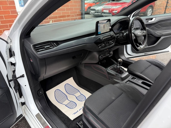 Used Ford Focus 2018 for sale - 75325535: Photo 11