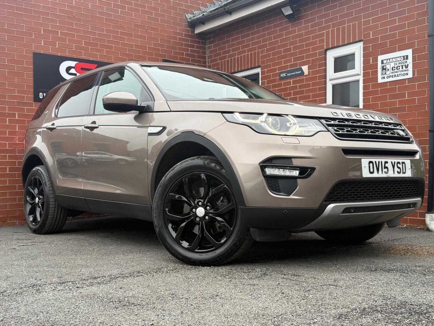 Used Land Rover Discovery Sport 2015 for sale - 76510803: Photo 2