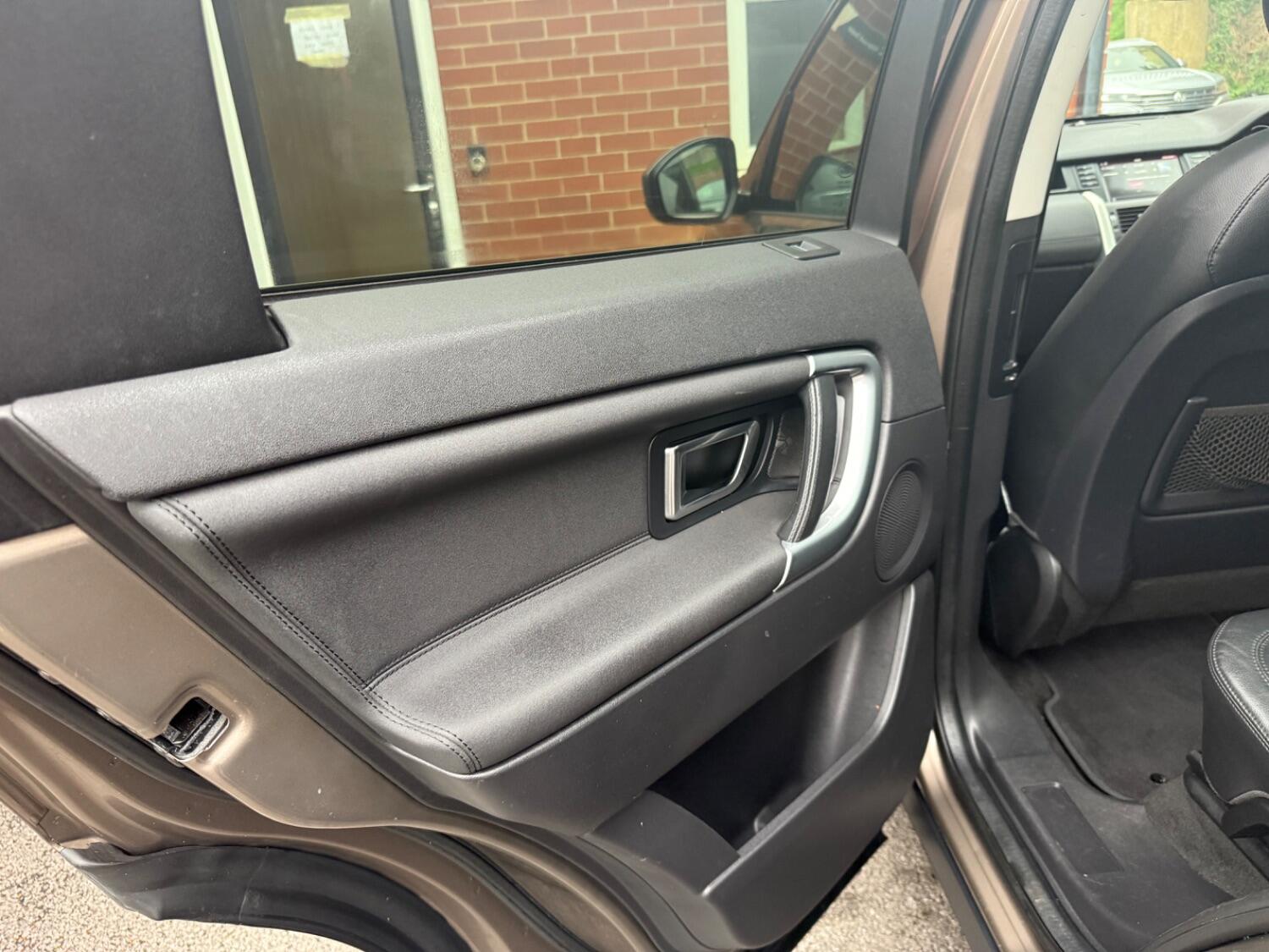 Used Land Rover Discovery Sport 2015 for sale - 76510803: Photo 22