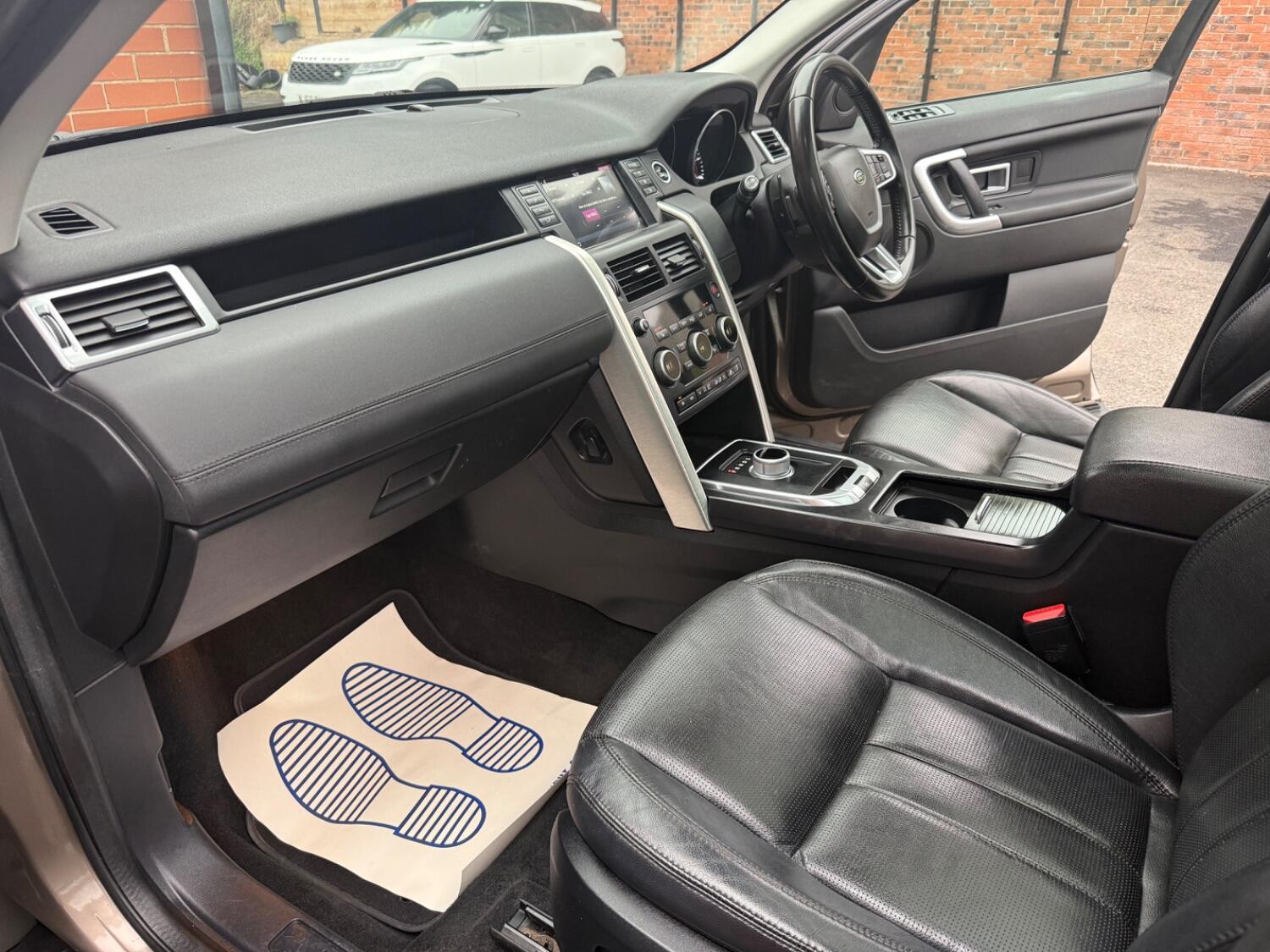 Used Land Rover Discovery Sport 2015 for sale - 76510803: Photo 25