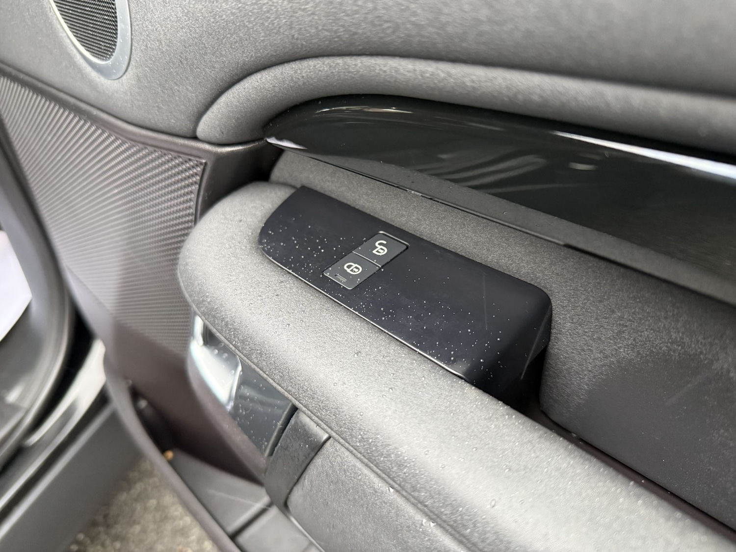 Used Land Rover Discovery 2017 for sale - 77465676: Photo 15