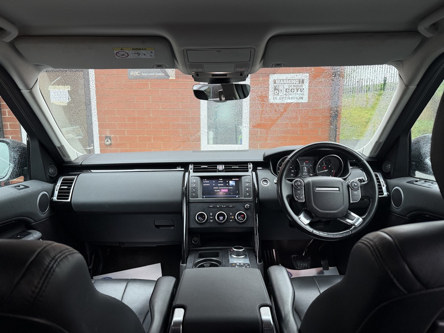 Used Land Rover Discovery 2017 for sale - 77465676: Photo 21