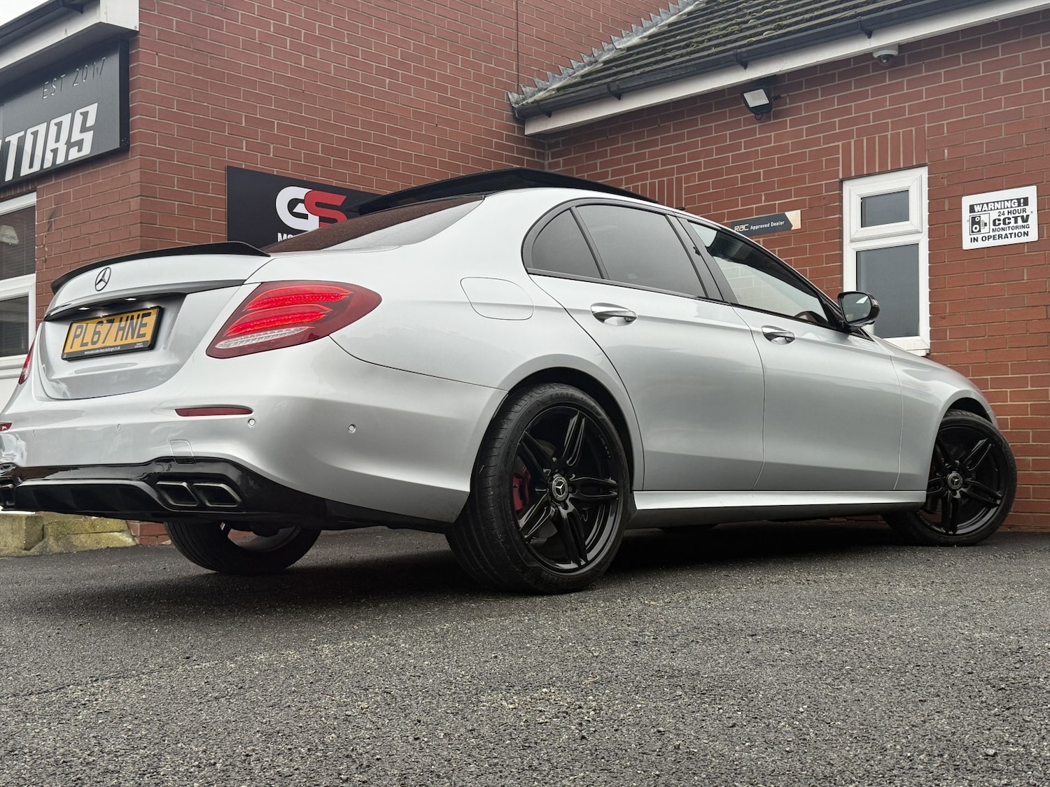 Used Mercedes-Benz E Class 2017 for sale - 77453126: Photo 12