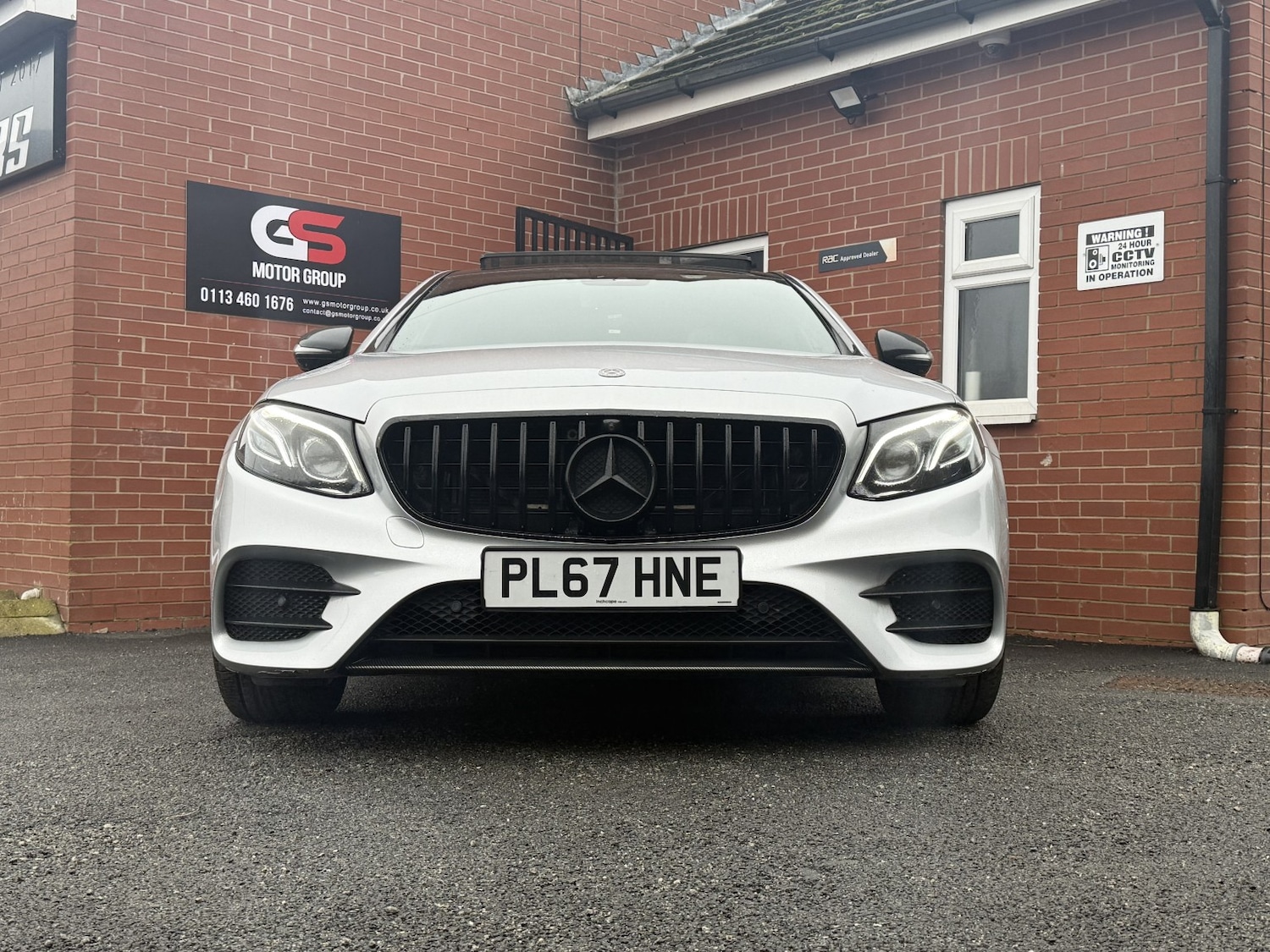 Used Mercedes-Benz E Class 2017 for sale - 77453126: Photo 4