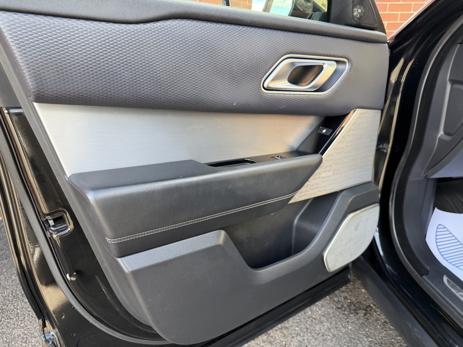 Used Land Rover Range Rover Velar 2020 for sale - 78213474: Photo 32