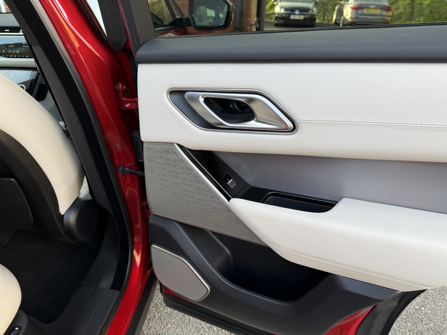 Used Land Rover Range Rover Velar 2020 for sale - 77656330: Photo 25