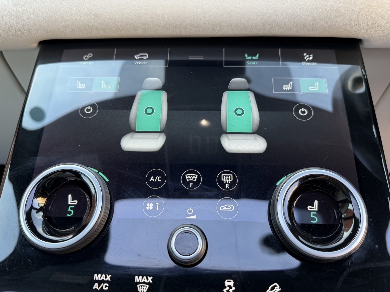 Used Land Rover Range Rover Velar 2020 for sale - 77656330: Photo 43