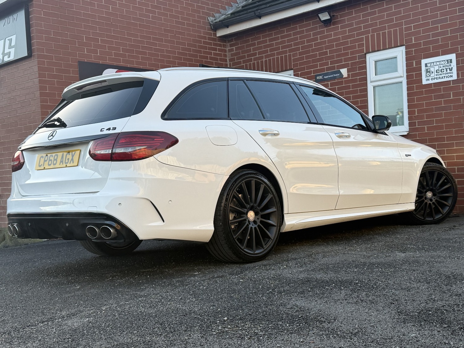 Used Mercedes-Benz C Class 2018 for sale - 77008095: Photo 12