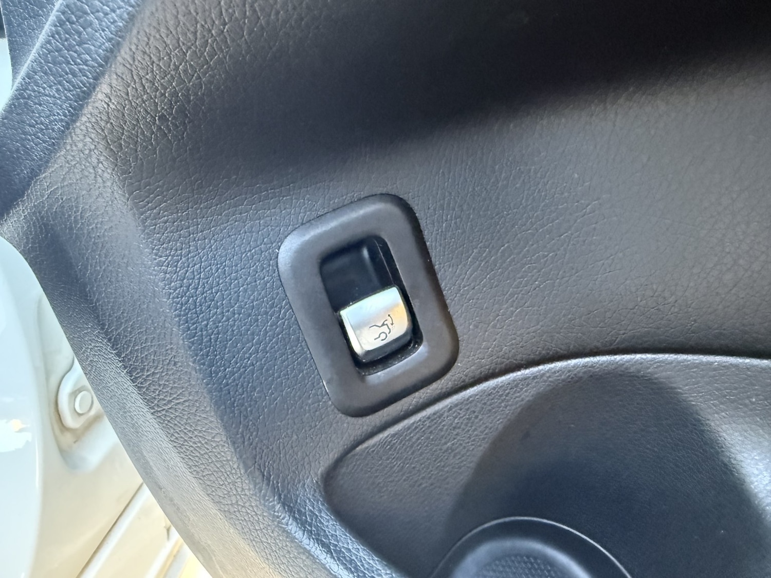 Used Mercedes-Benz C Class 2018 for sale - 77008095: Photo 17