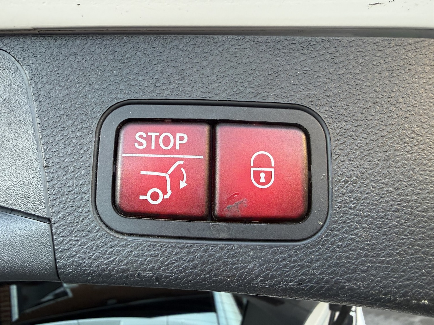 Used Mercedes-Benz C Class 2018 for sale - 77008095: Photo 26