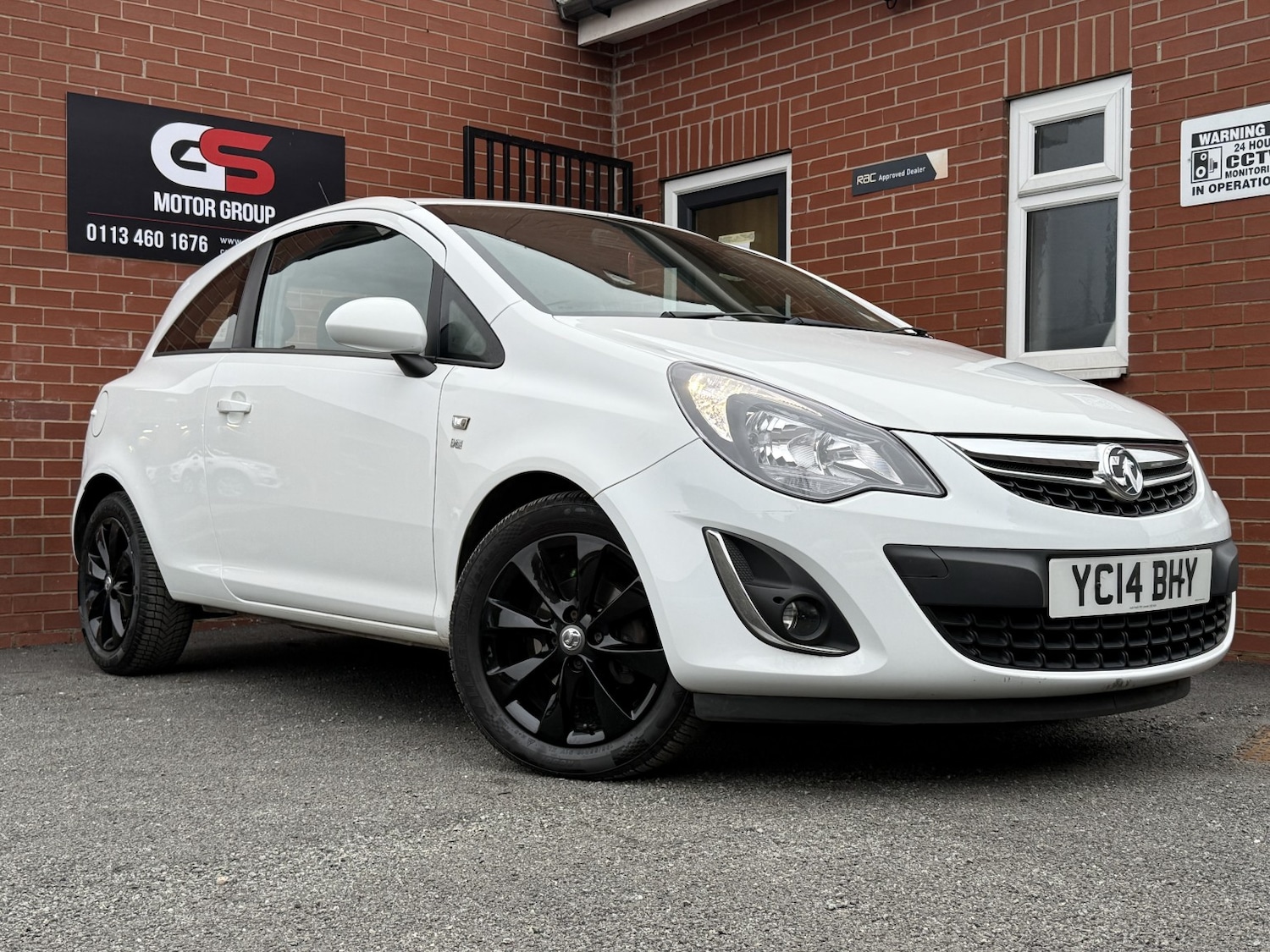 Used Vauxhall Corsa 2014 for sale - 77595457: Photo 3