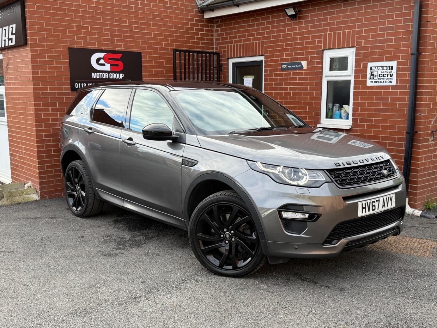 Used Land Rover Discovery Sport 2017 for sale - 76347235: Photo 1