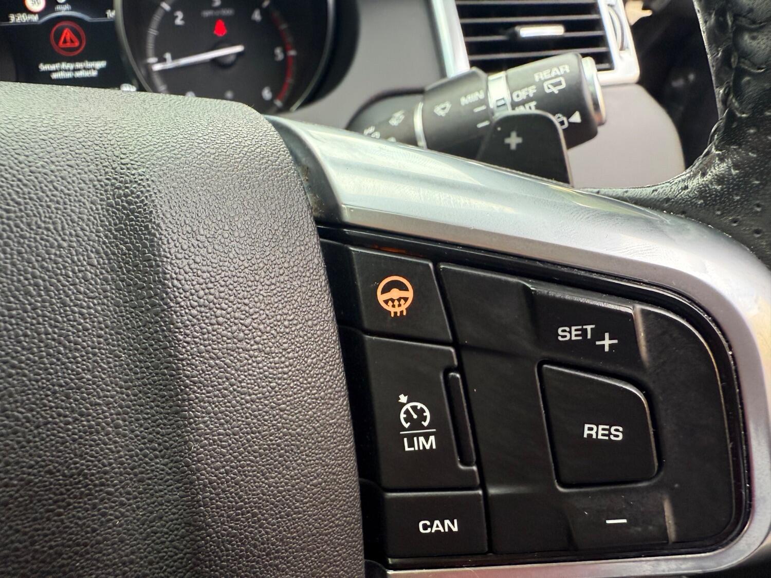 Used Land Rover Discovery Sport 2017 for sale - 76347235: Photo 16