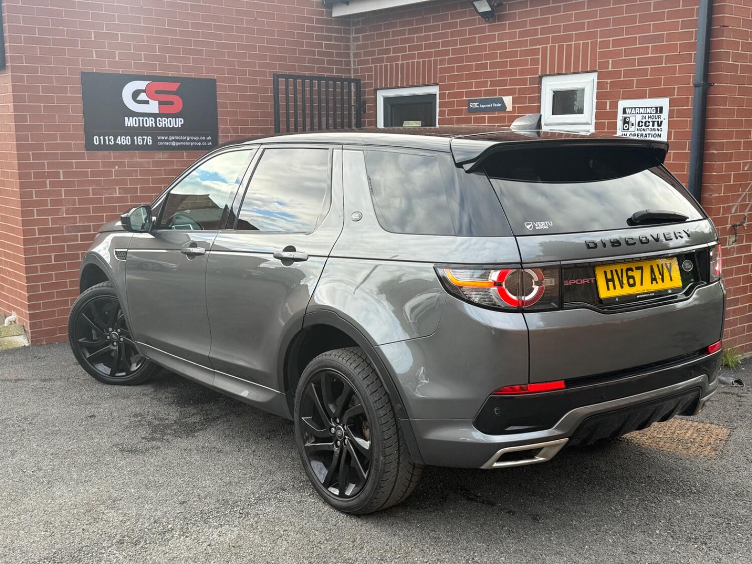 Used Land Rover Discovery Sport 2017 for sale - 76347235: Photo 4
