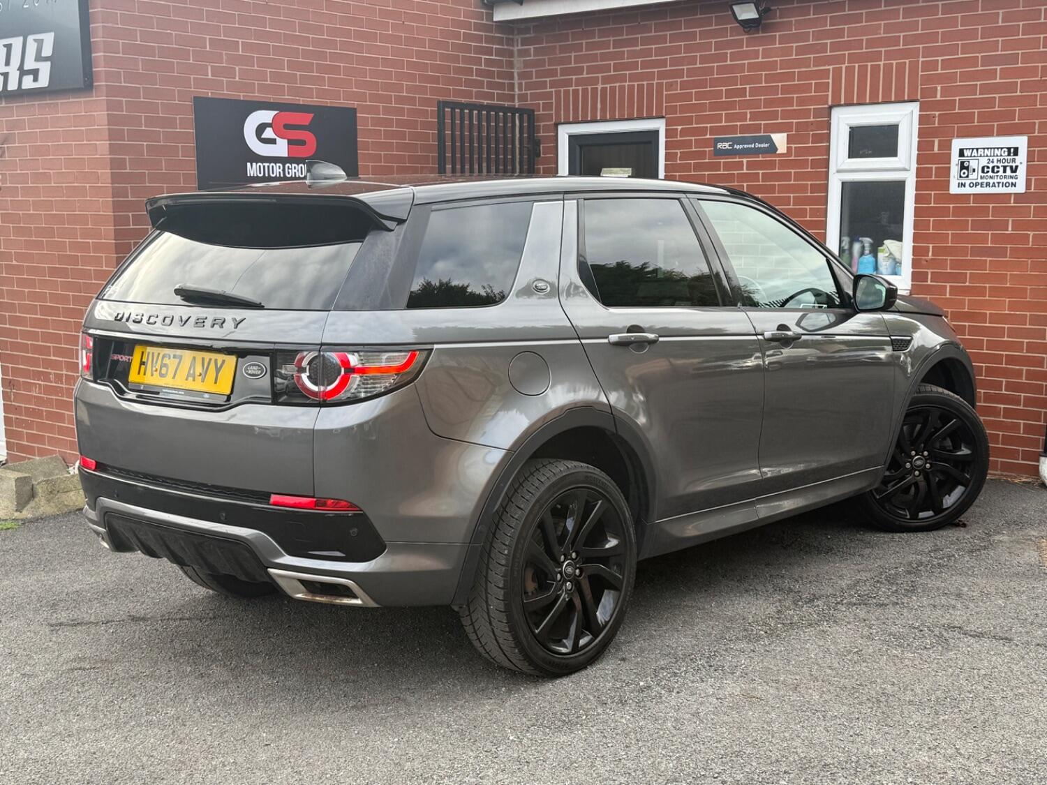Used Land Rover Discovery Sport 2017 for sale - 76347235: Photo 6