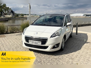 Peugeot - 5008