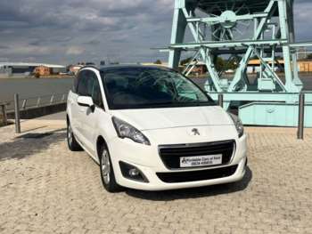 Used Peugeot 5008 2015 for sale - 75263480: Photo