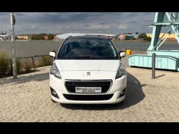 Used Peugeot 5008 2015 for sale - 75263480: Photo