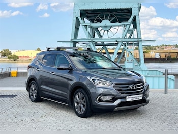 Used Hyundai Santa Fe 2017 for sale - 75571150: Photo