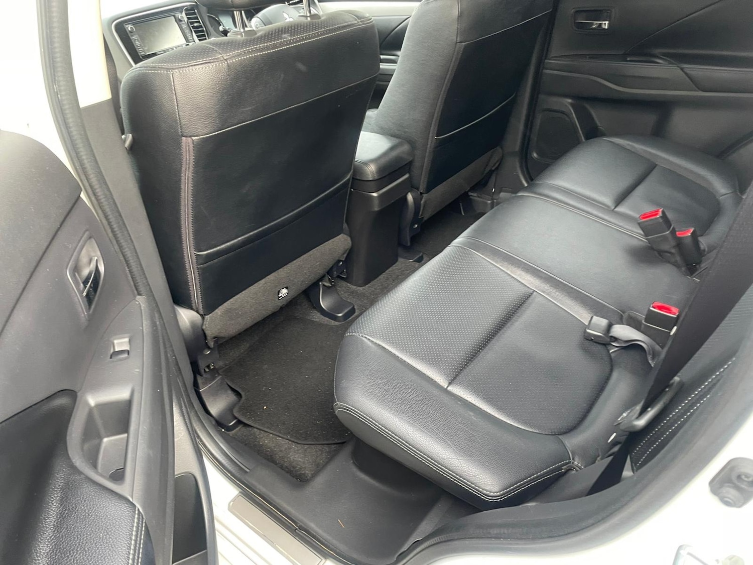 Used Mitsubishi Outlander 2014 for sale - 77275421: Photo 9