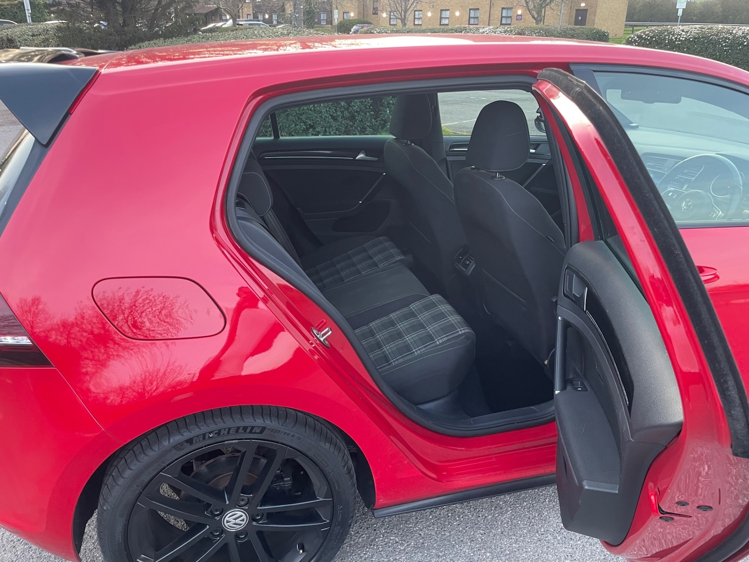 Used Volkswagen Golf 2014 for sale - 77969040: Photo 11