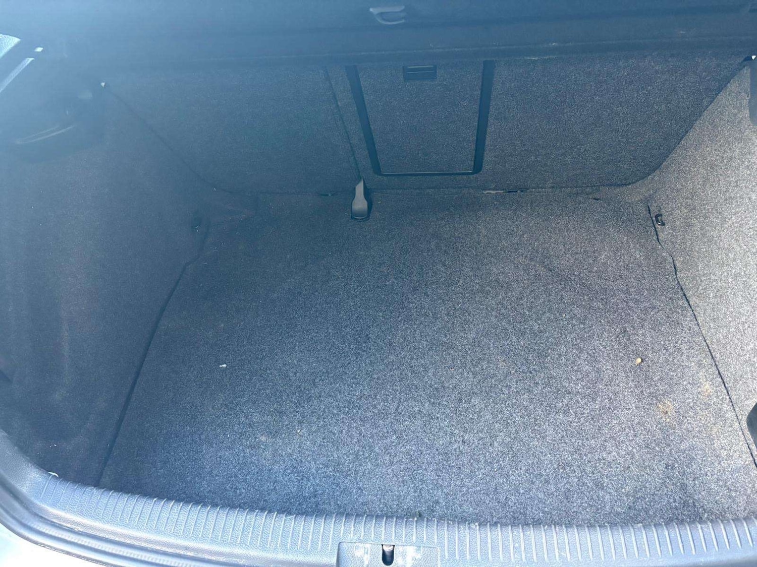 Used Volkswagen Golf 2011 for sale - 77063447: Photo 9