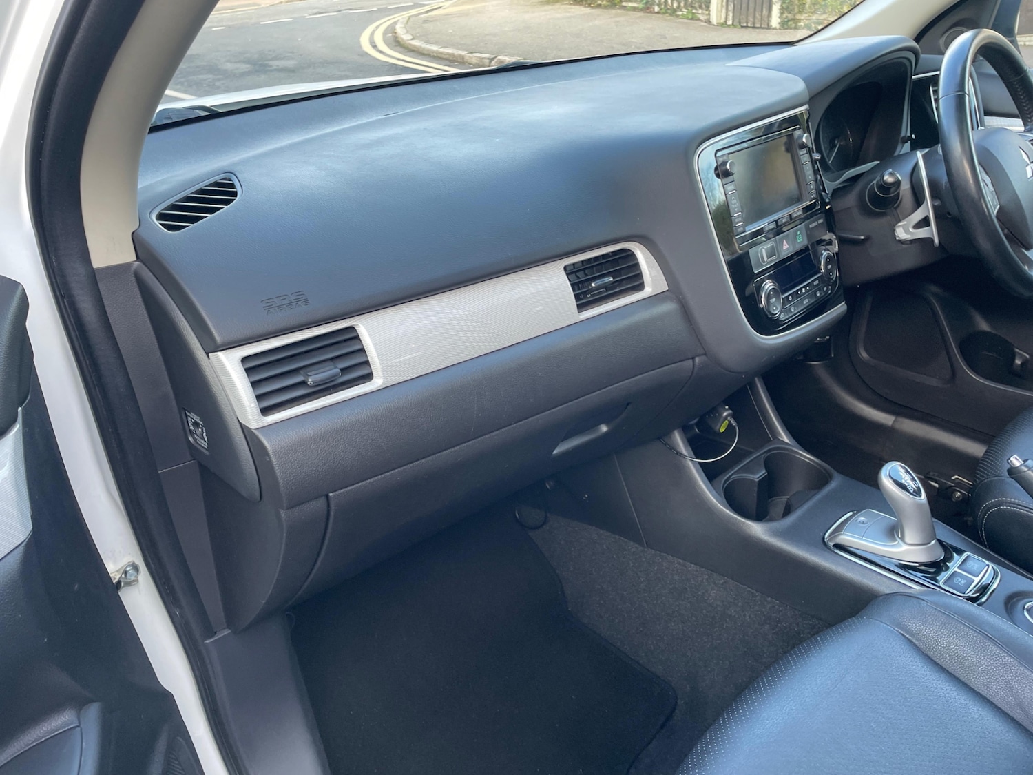 Used Mitsubishi Outlander 2015 for sale - 77969529: Photo 9