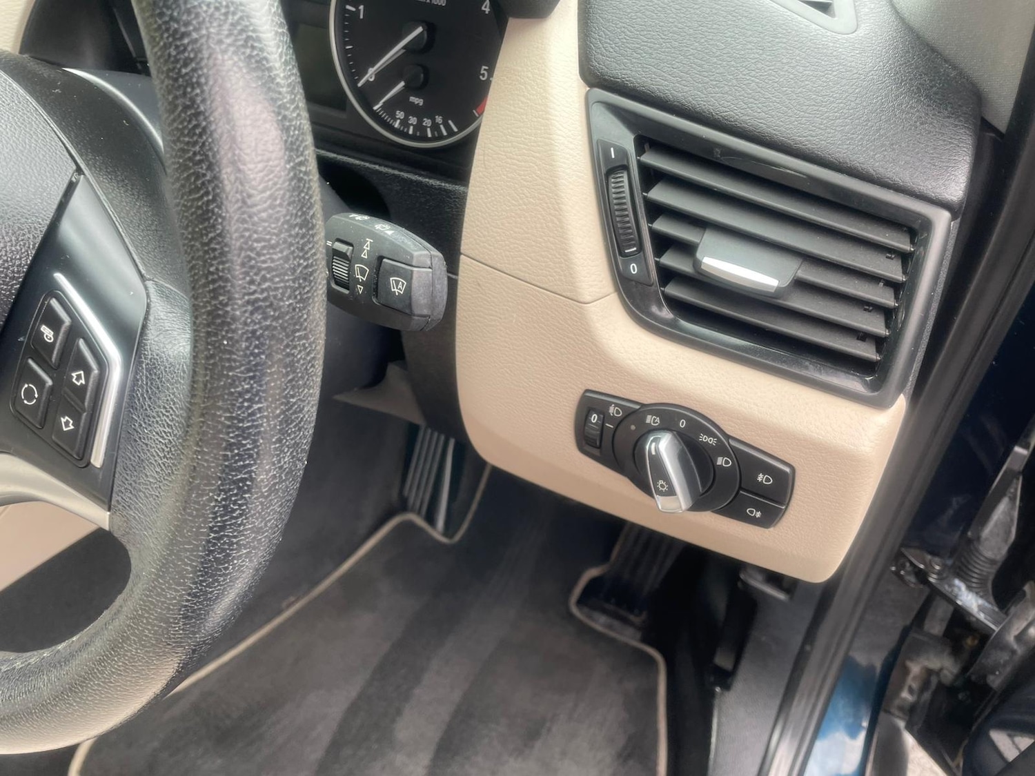 Used BMW X1 2014 for sale - 76895837: Photo 8