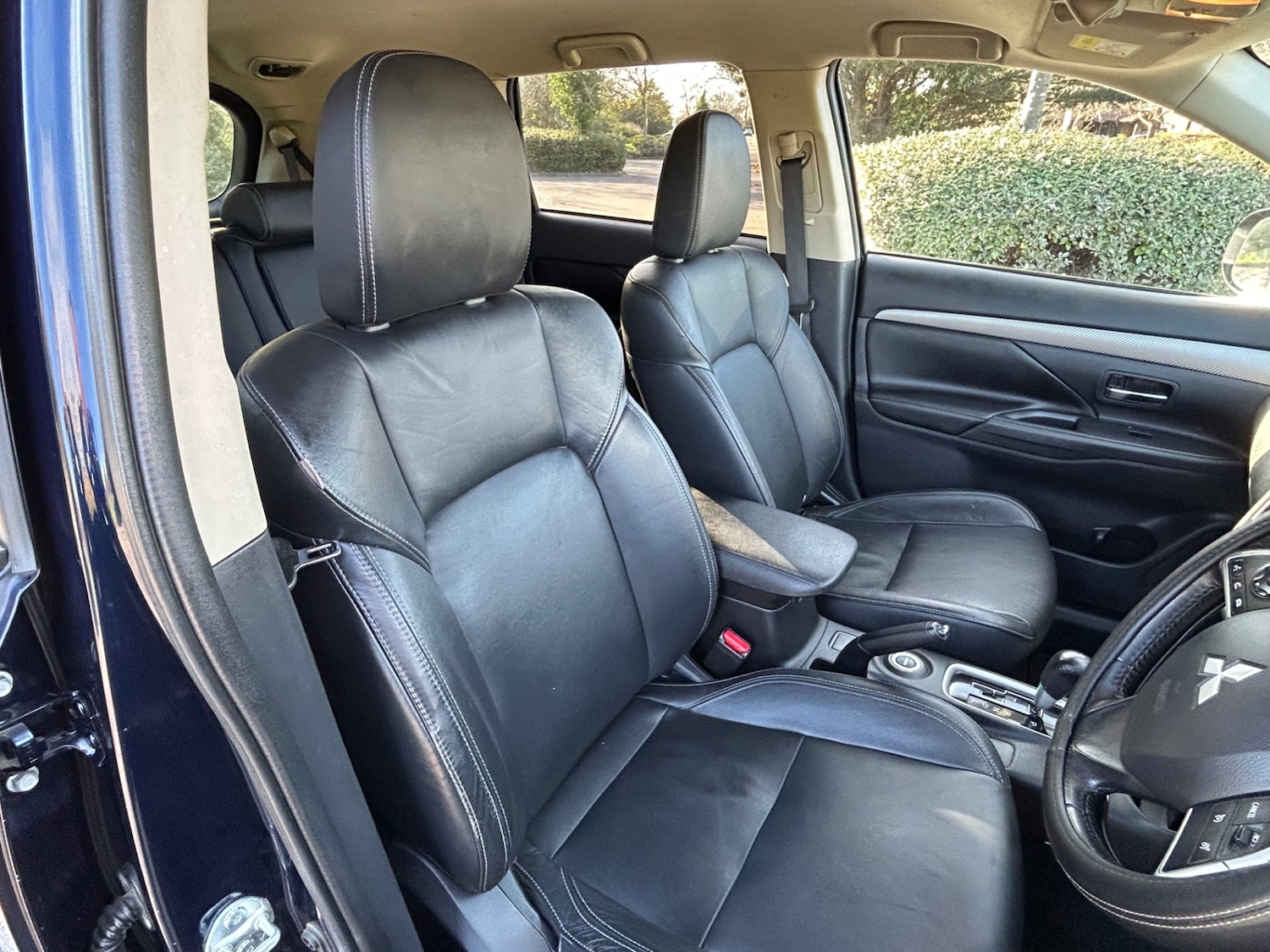 Used Mitsubishi Outlander 2015 for sale - 76895038: Photo 10