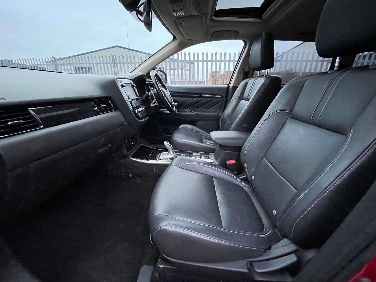 Used Mitsubishi Outlander 2017 for sale - 77069723: Photo 10