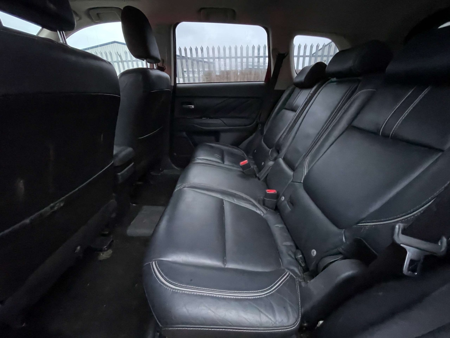 Used Mitsubishi Outlander 2017 for sale - 77069723: Photo 8