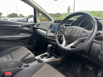 Used Honda Jazz 2019 for sale - 76673848: Photo