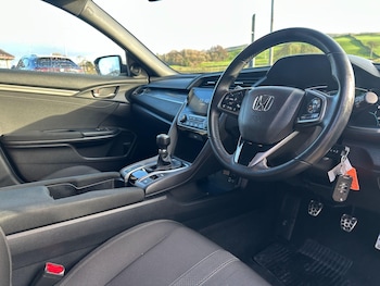 Used Honda Civic 2021 for sale - 76778178: Photo