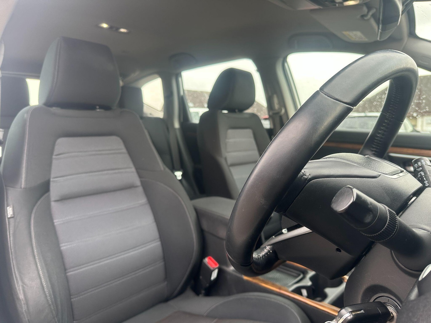 Used Honda CR-V 2018 for sale - 77605459: Photo 4